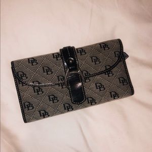 Dooney and Bourke Wallet
